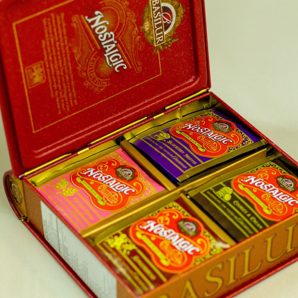CAJA NOSTALGIC BASILUR 32 BOLSAS